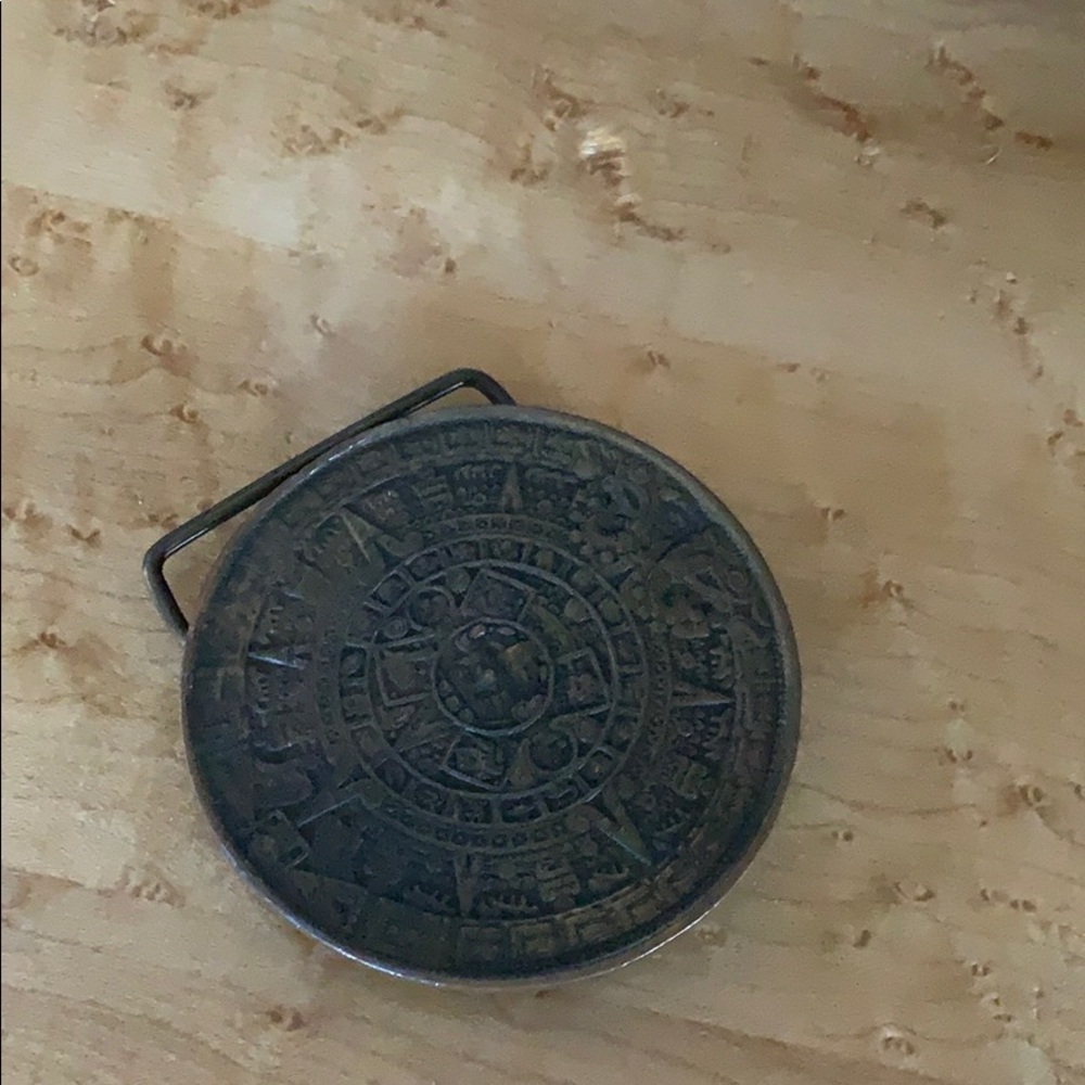 Napoleon belt buckle gold